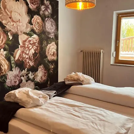 Wellnesshotel Waldruh מלון
