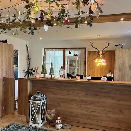 מלון Wellnesshotel Waldruh 3*