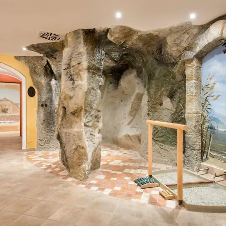 Wellnesshotel Waldruh מלון