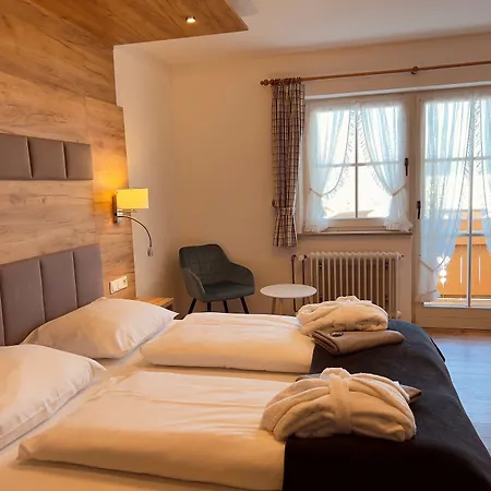 Wellnesshotel Waldruh מלון