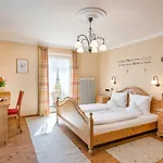 Hotel Wellnesshotel Waldruh 3*
