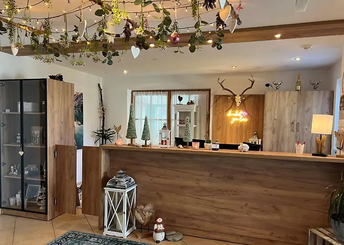 מלון Wellnesshotel Waldruh 3*